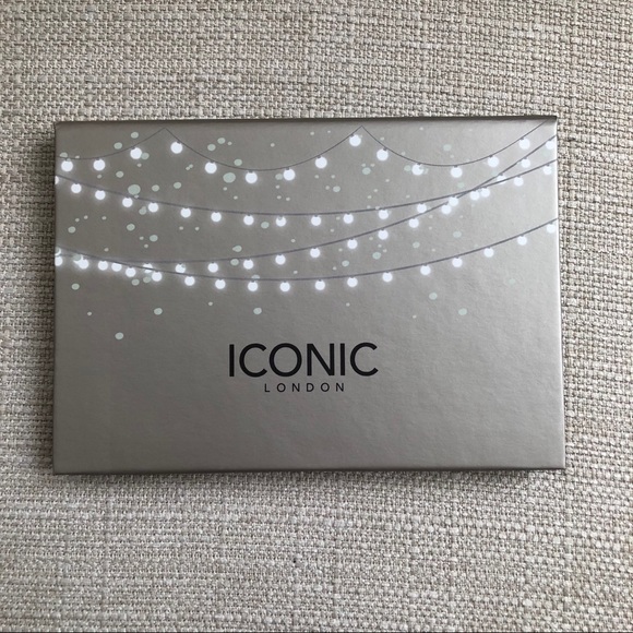 Iconic London Blaze Chaser Face Palette - Picture 2 of 3